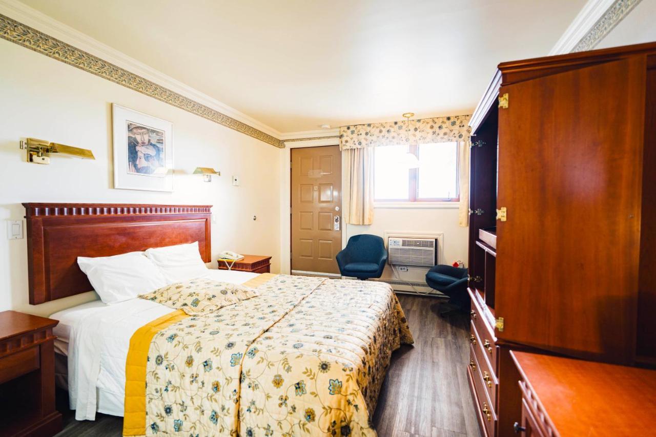 Auberge Harris Saint-Jean-sur-Richelieu Ngoại thất bức ảnh
