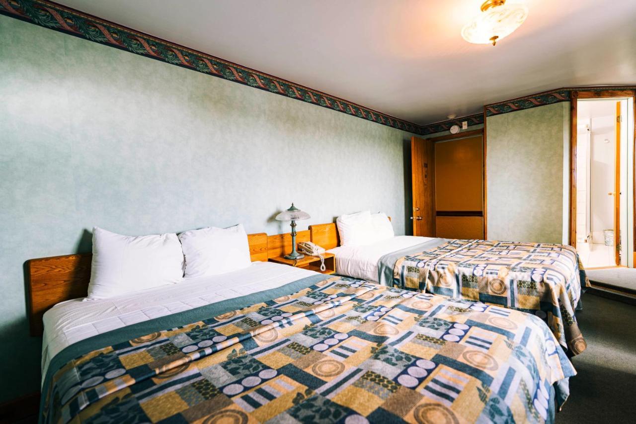 Auberge Harris Saint-Jean-sur-Richelieu Ngoại thất bức ảnh