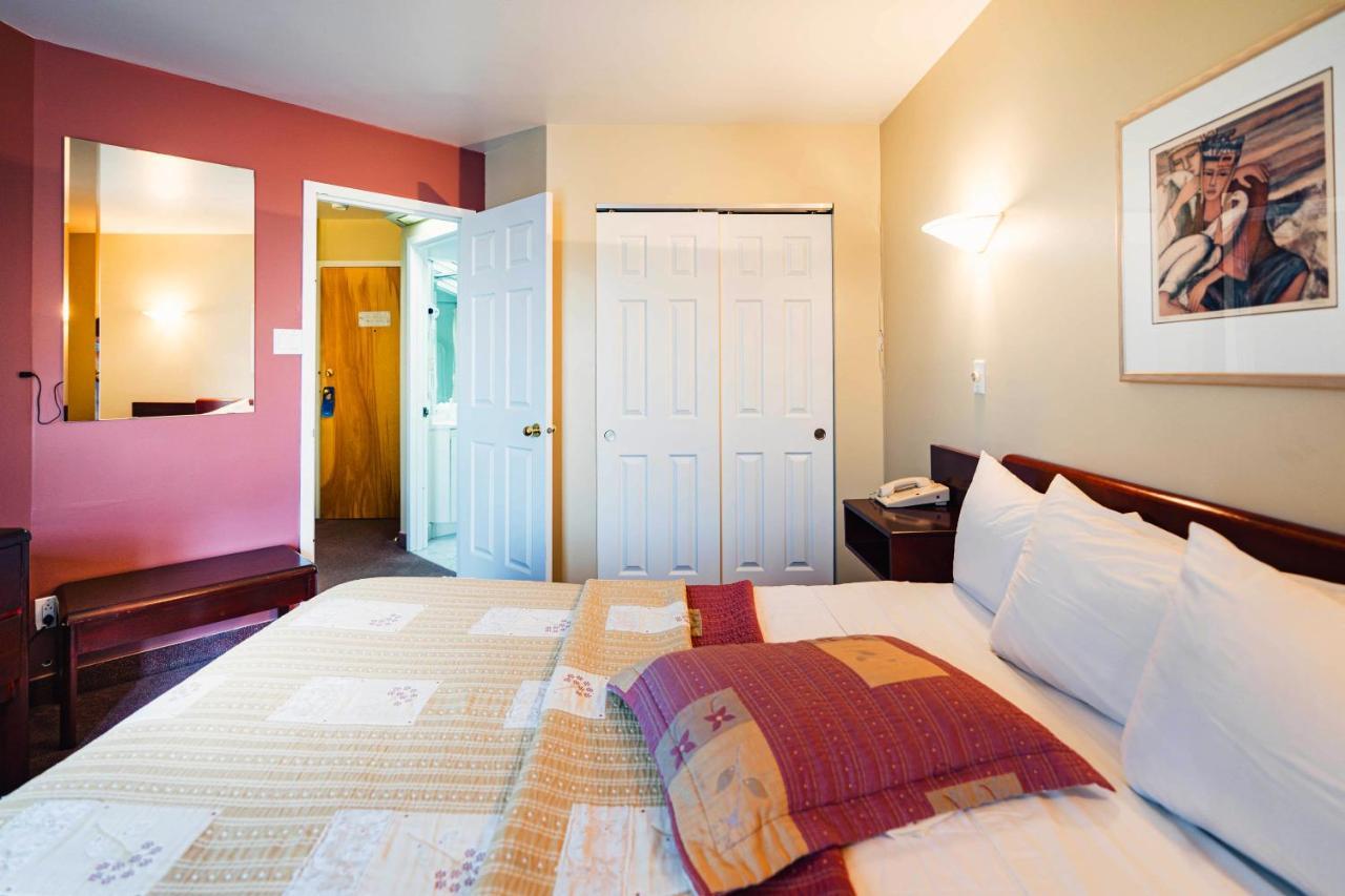 Auberge Harris Saint-Jean-sur-Richelieu Ngoại thất bức ảnh