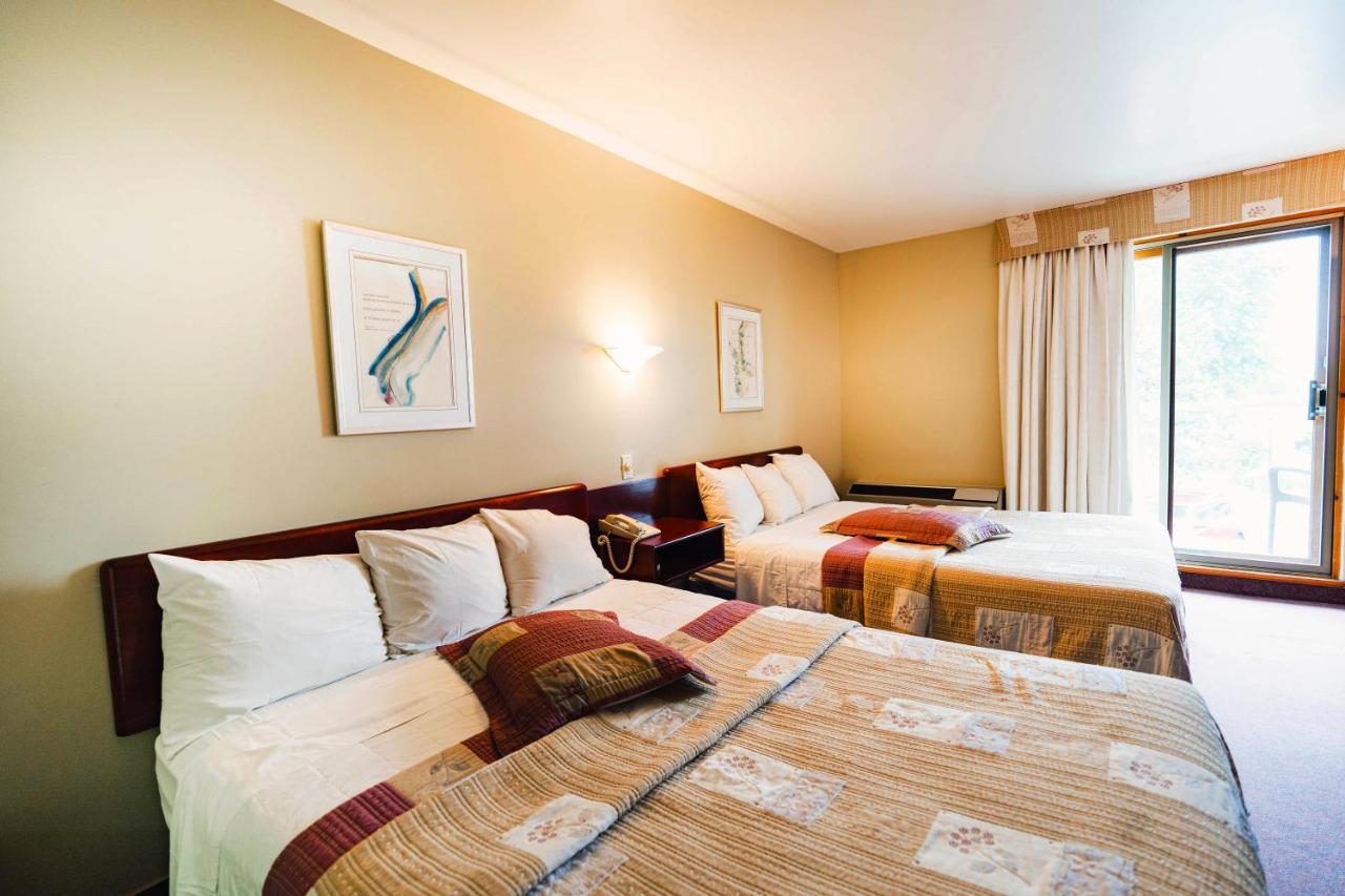 Auberge Harris Saint-Jean-sur-Richelieu Ngoại thất bức ảnh