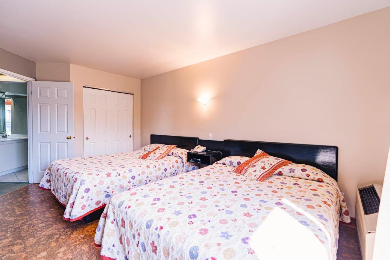 Auberge Harris Saint-Jean-sur-Richelieu Ngoại thất bức ảnh