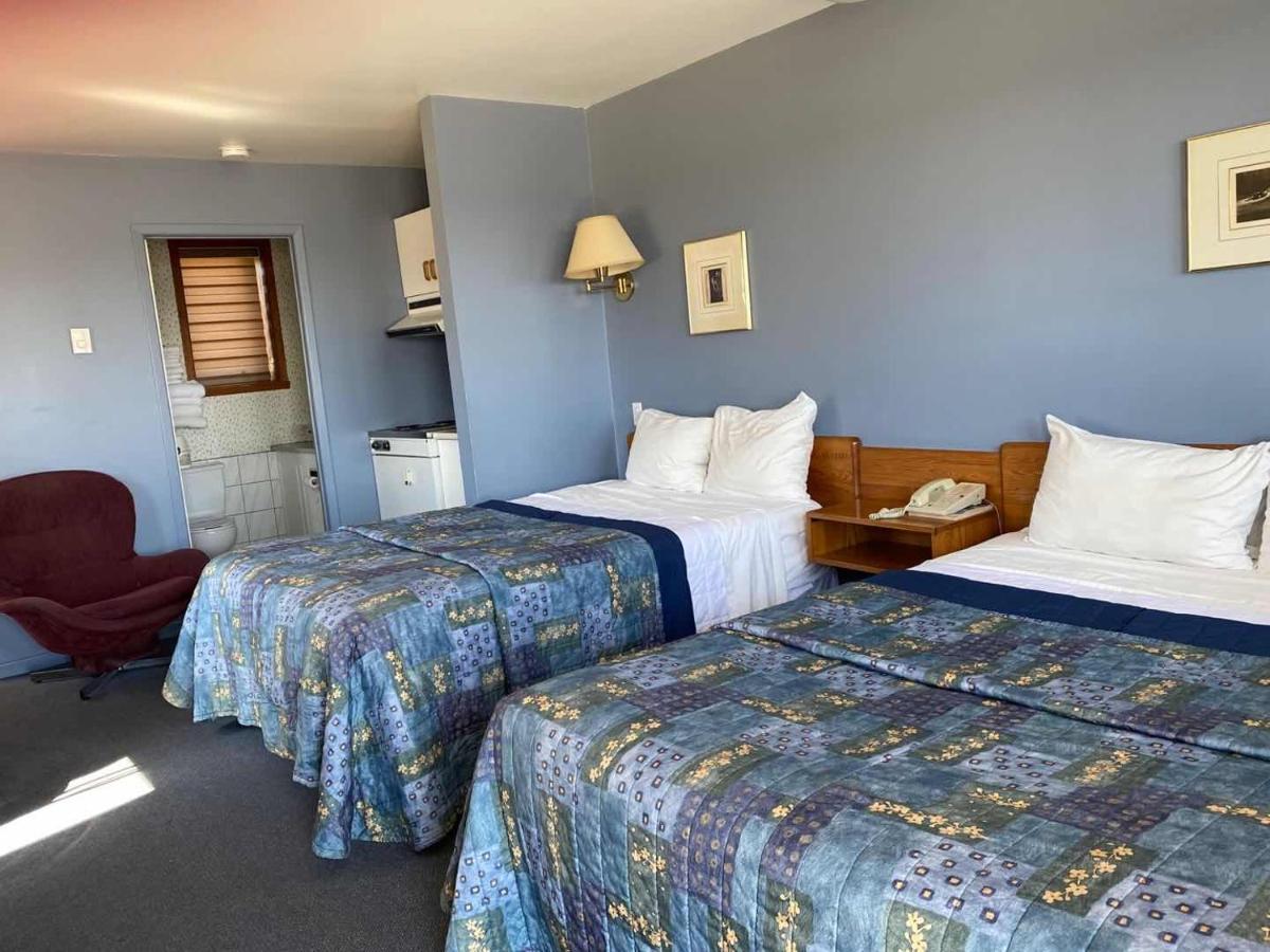 Auberge Harris Saint-Jean-sur-Richelieu Ngoại thất bức ảnh
