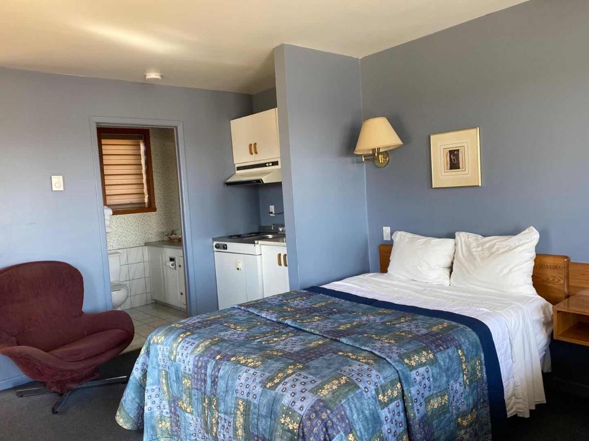 Auberge Harris Saint-Jean-sur-Richelieu Ngoại thất bức ảnh