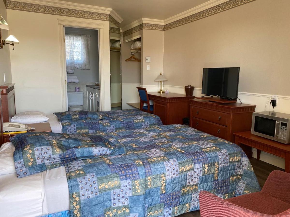 Auberge Harris Saint-Jean-sur-Richelieu Ngoại thất bức ảnh