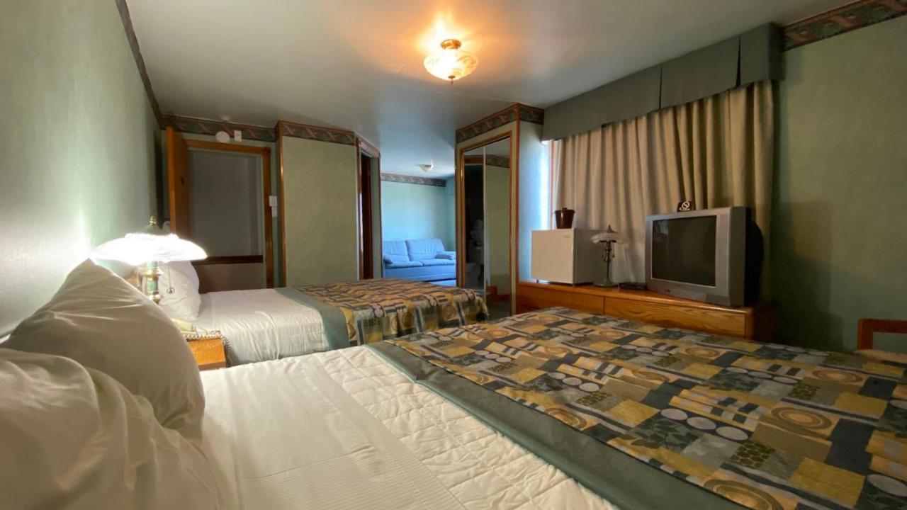 Auberge Harris Saint-Jean-sur-Richelieu Ngoại thất bức ảnh