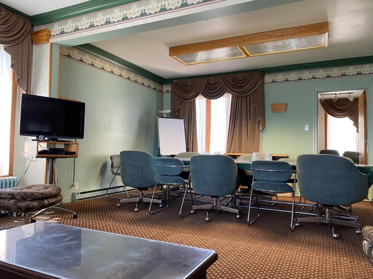 Auberge Harris Saint-Jean-sur-Richelieu Ngoại thất bức ảnh